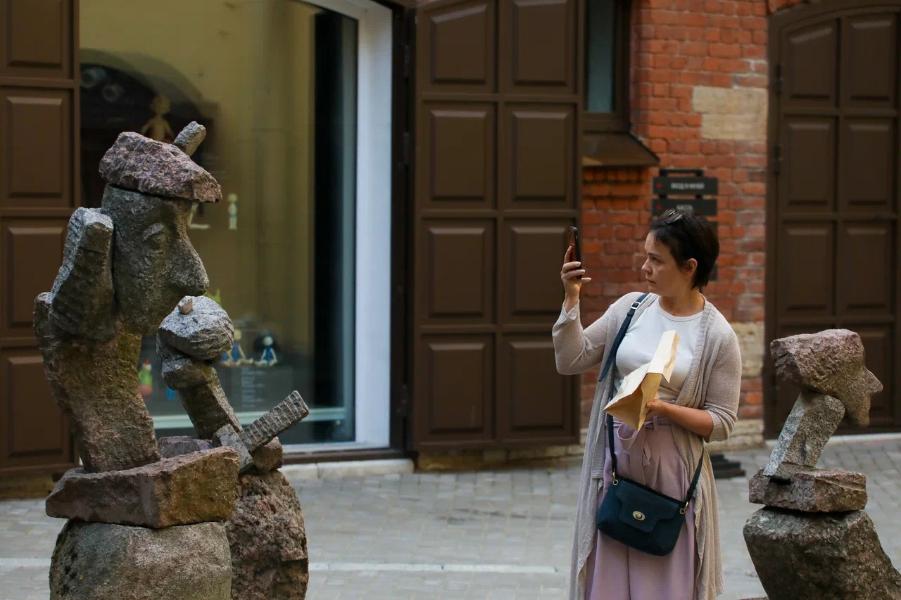 Guided Walking Tour “Around the Lion Bridge”
