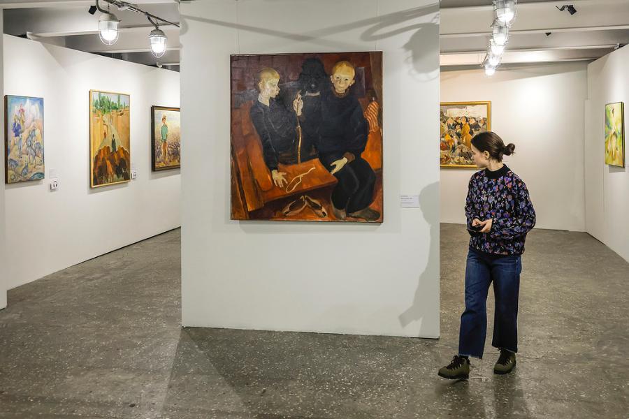 Curator’s Tour with Olga Tolstaya of the Exhibition “Animalist Art. In Jest and in Earnest” 